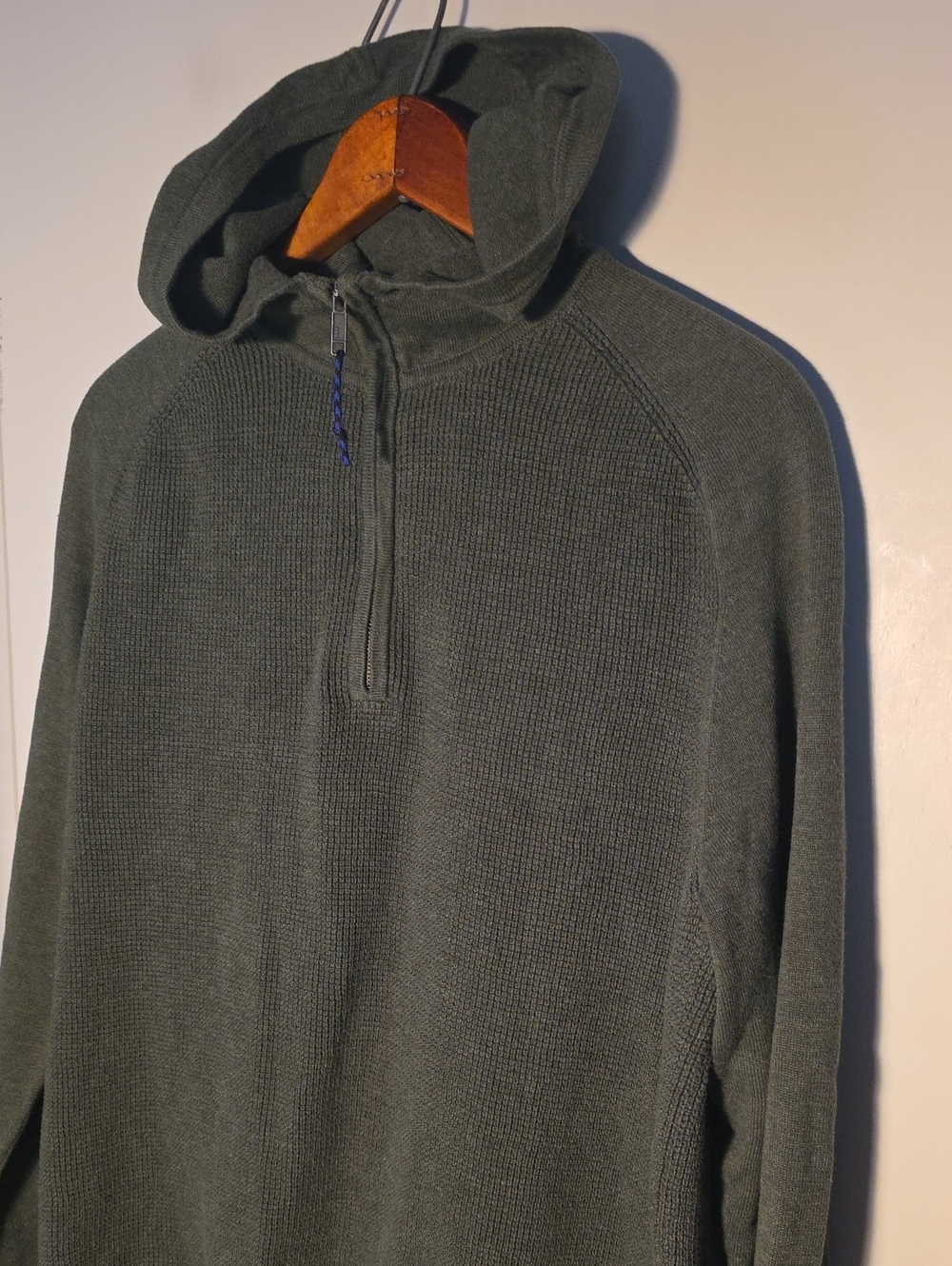 Patagonia Olive Medium Hooded Half-Zip Sweater - Beautiful Condition